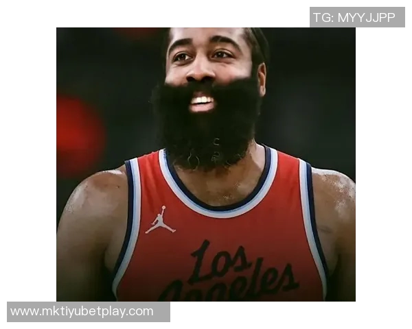 可爱哈登调皮捏捏我不让你在这里安静入睡哦 可爱哈登调皮捏捏我不让你在这里安静入睡哦