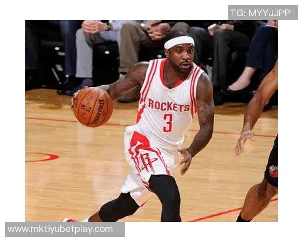 灰熊队正式签约德容雅罗同时宣布裁掉劳森洛夫林球员变动引关注 灰熊队正式签约德容雅罗同时宣布裁掉劳森洛夫林球员变动引关注