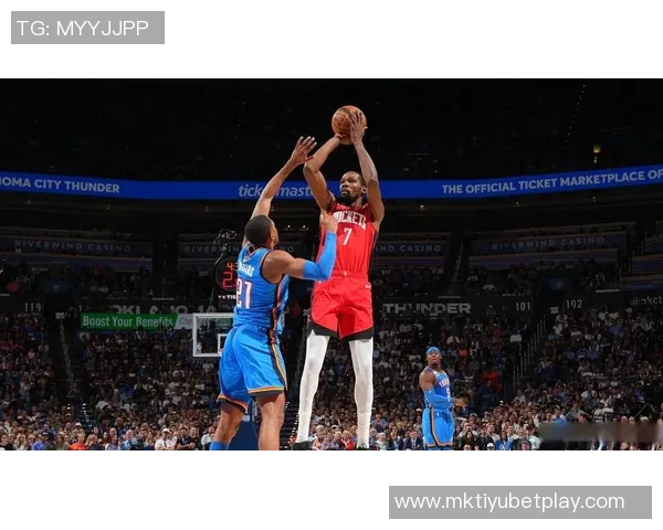 奎因全能表现助力球队15投7中斩获21分11篮板3助攻1抢断1盖帽三分球命中率高效